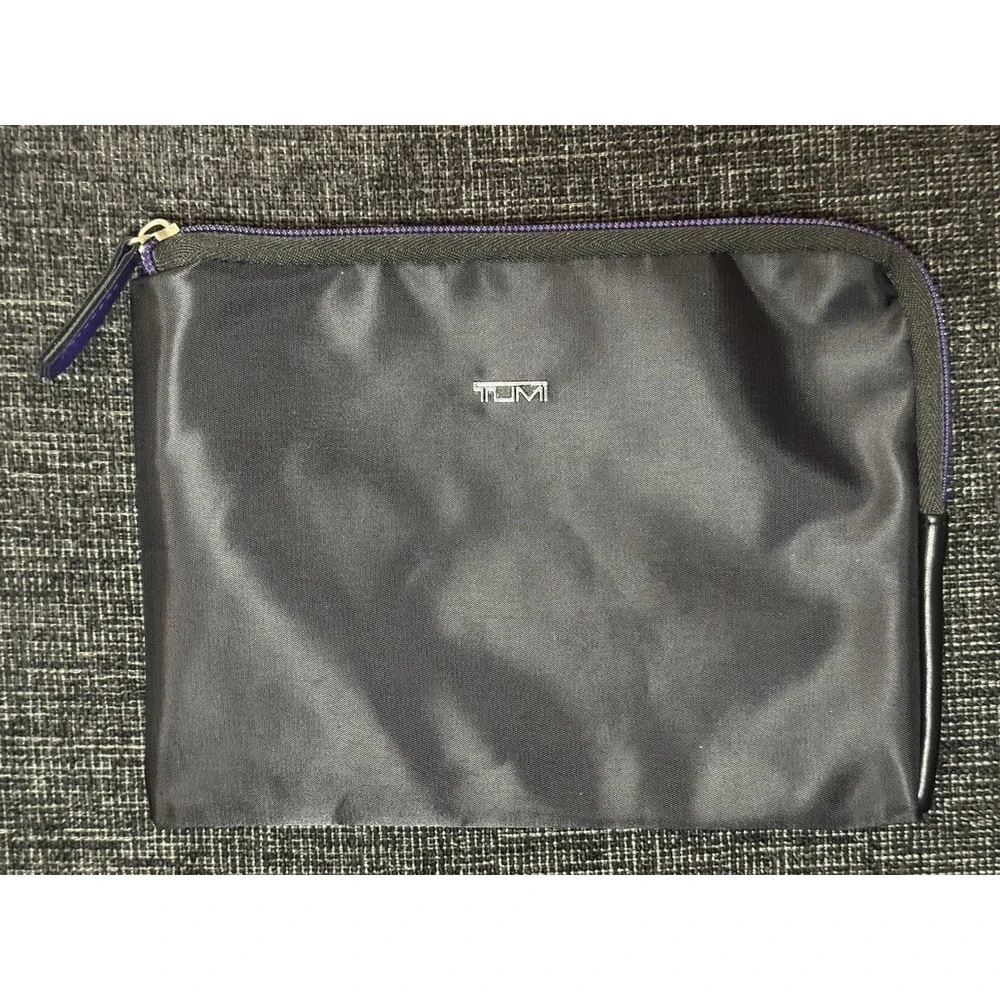 Tumi For Delta Cosmetic Toiletries Travel Zip Pouch Bag Black Purple Lining